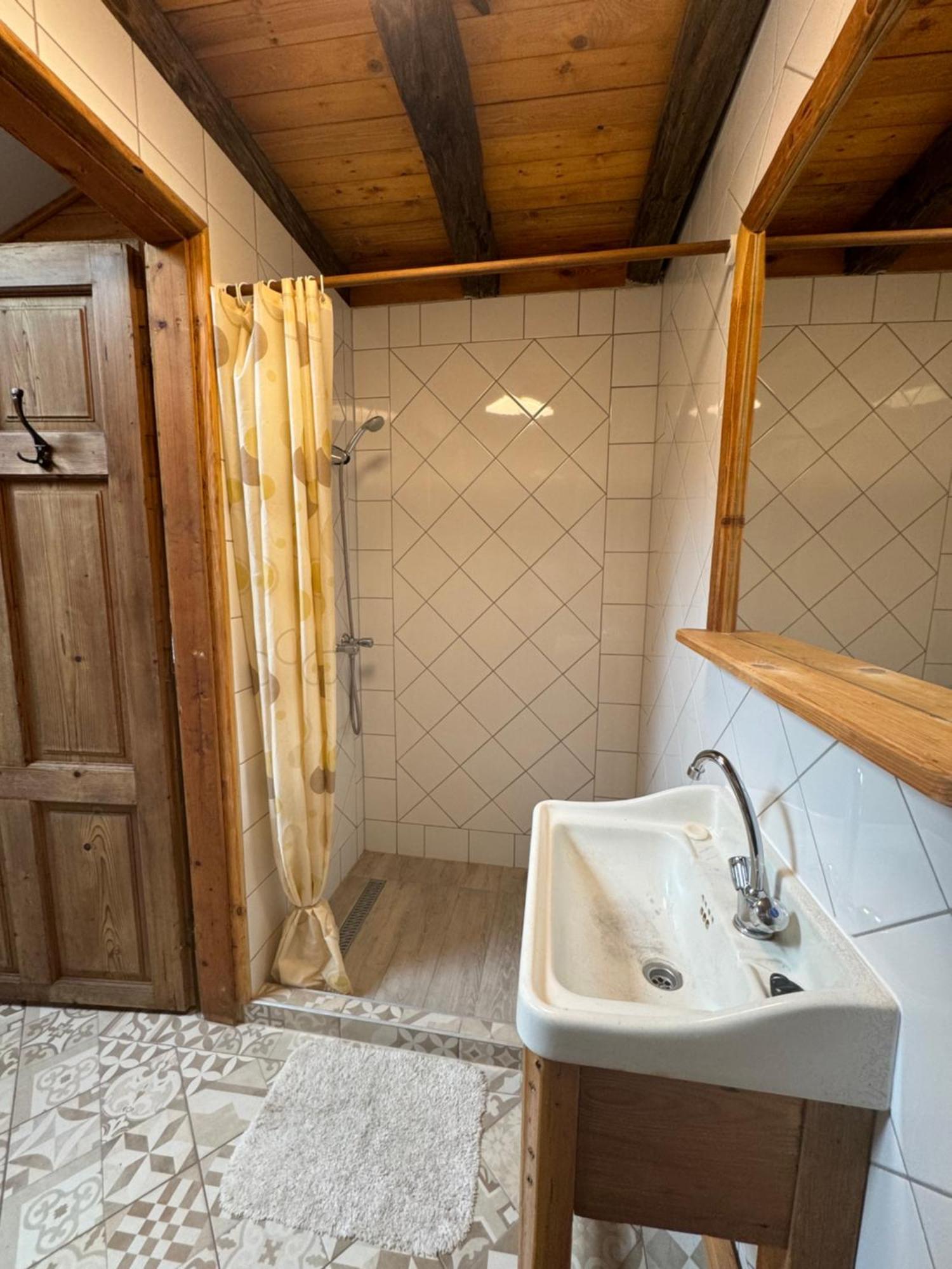 Pajta Apartman Eger Habitación foto